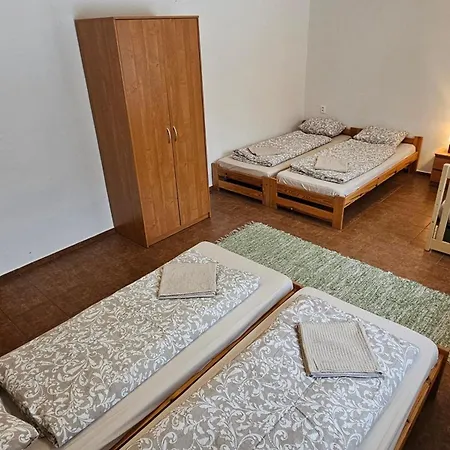 Lipa Trstená